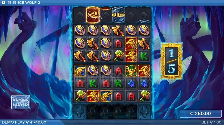 Player strategizing for live casino game